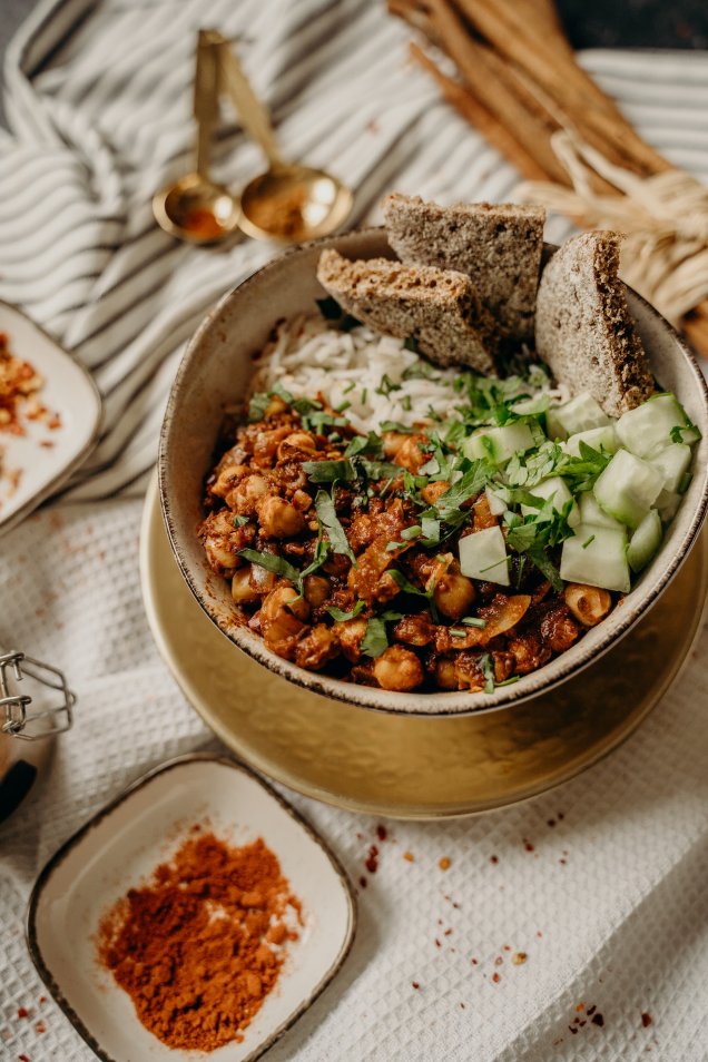 Splendidly spiced rice with vegetables and garbanzo beans